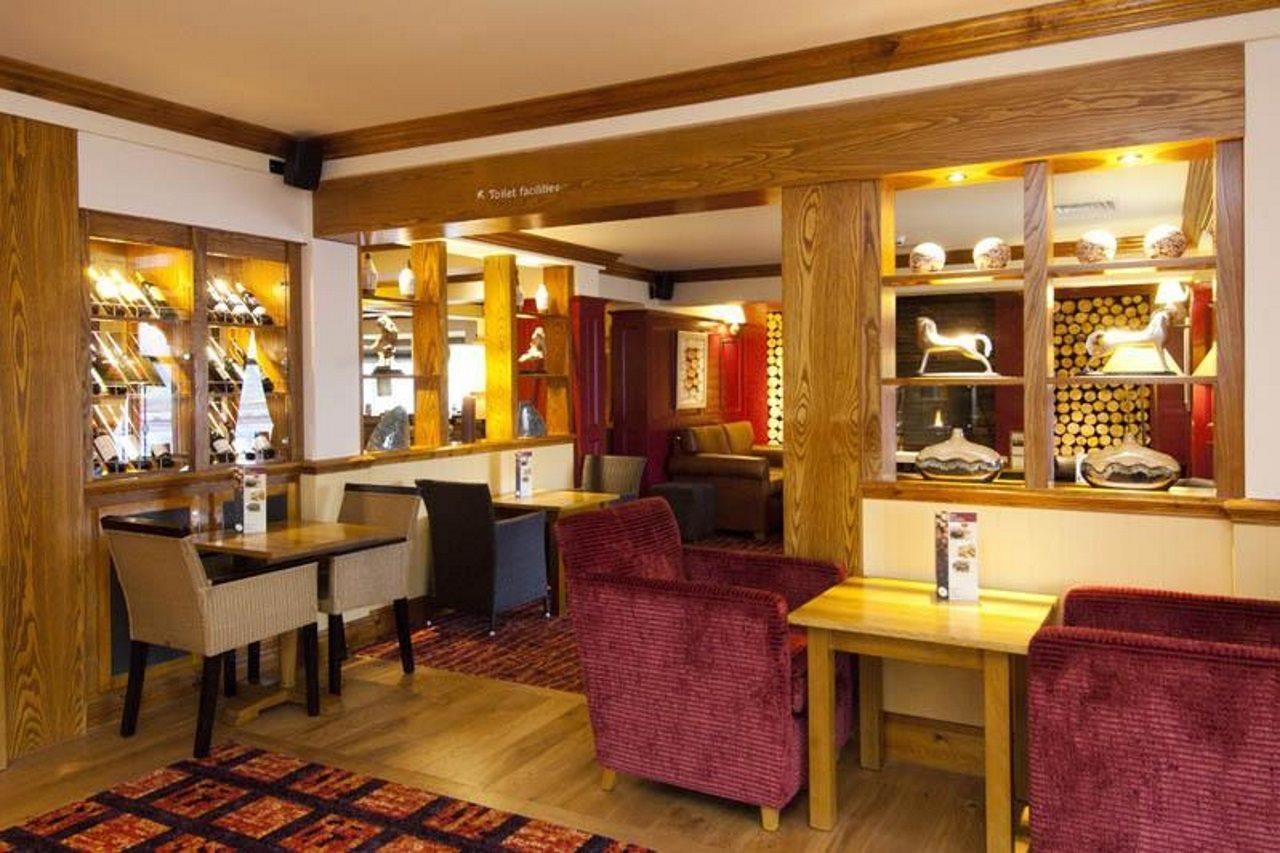 Premier Inn Manchester Bury Екстер'єр фото